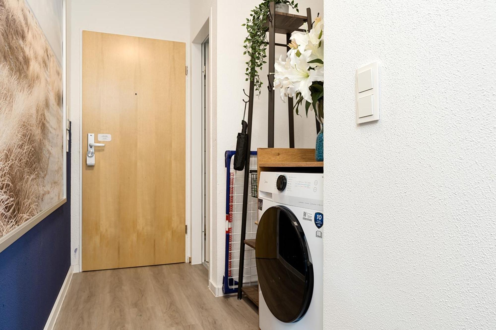 Federnest: Luxury Studio with King Bed & Home Office Duisburg Exterior photo